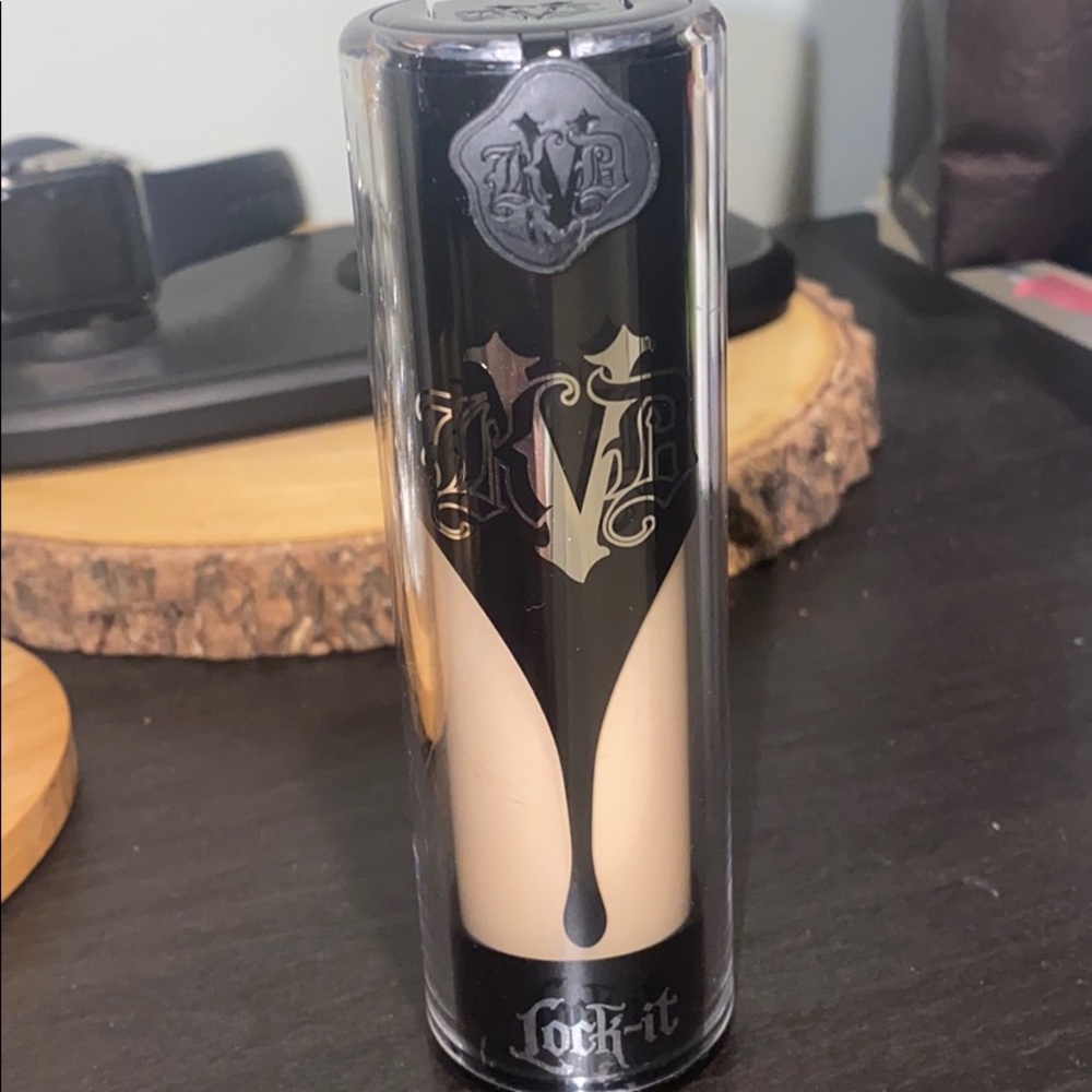 Kat Von D foundation